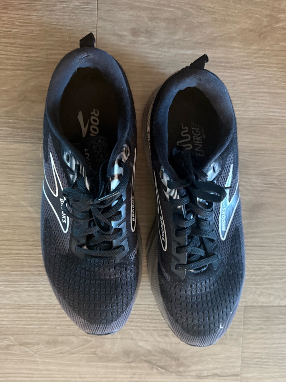 Brooks Black Athletic Running Shoes with White Accents